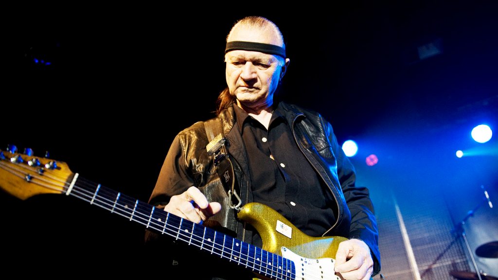 Dick Dale: The Master Of Surf Guitar Who Lives With His Music